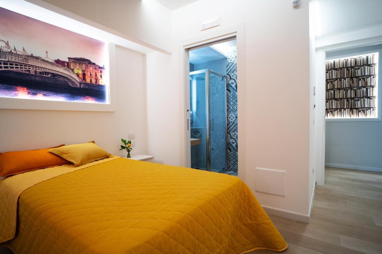 L' Angolo Dei Poeti - Bed And Breakfast Bari Extérieur photo