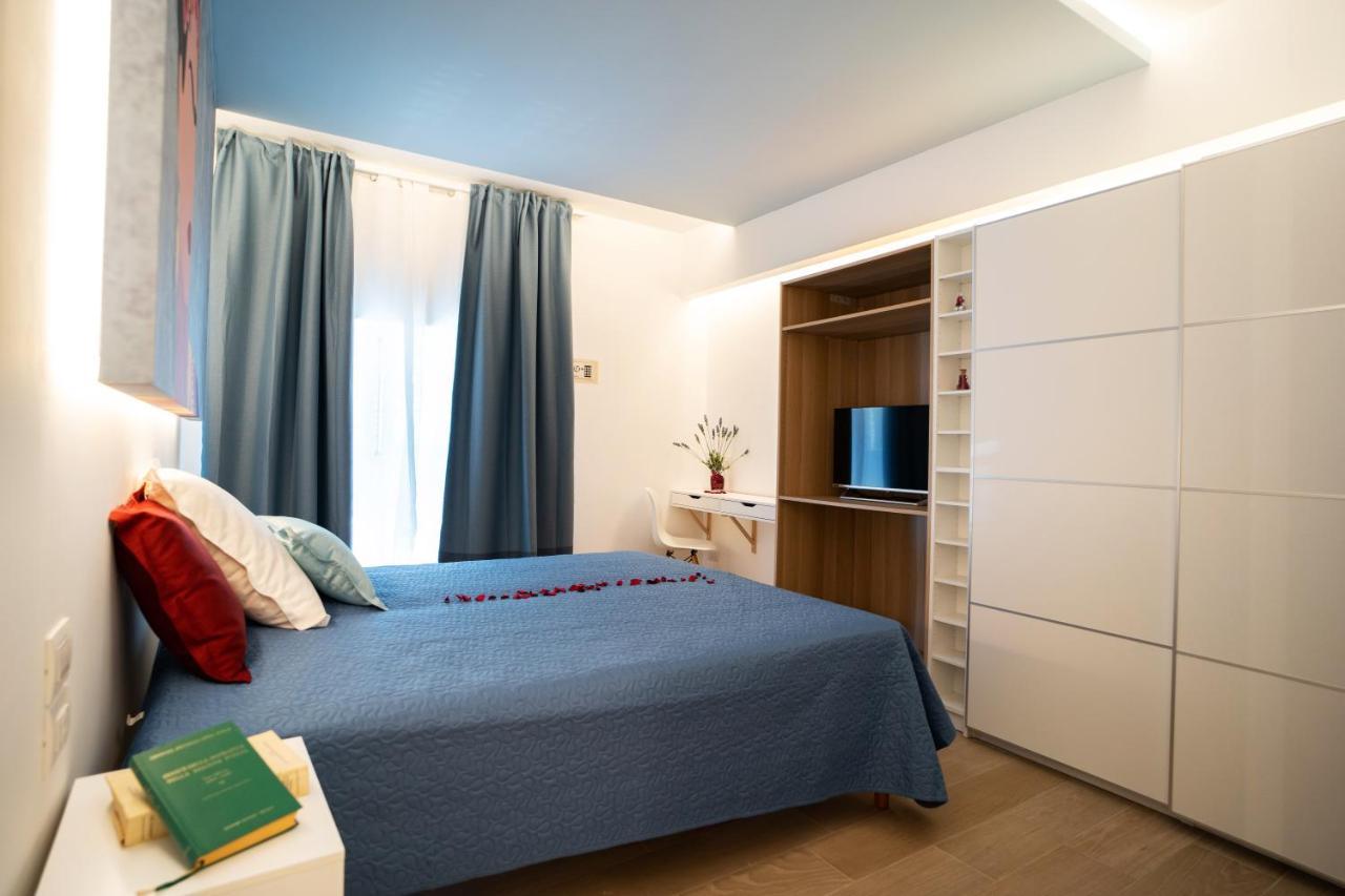 L' Angolo Dei Poeti - Bed And Breakfast Bari Extérieur photo